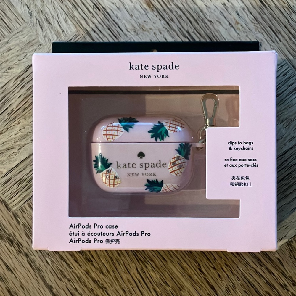 Kate Spade AirPod Pro case